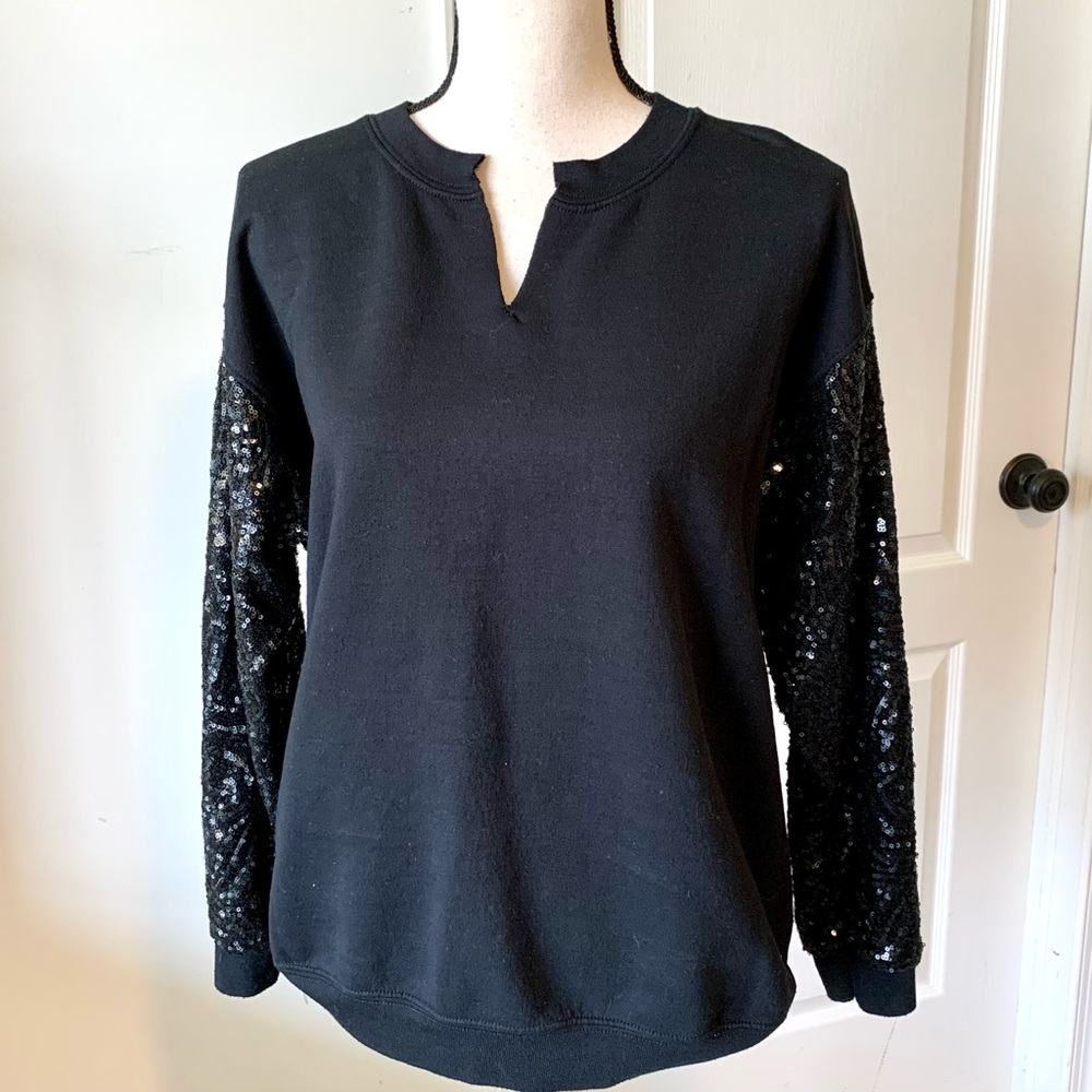 JOHN ESHAYA Sequined Sleeve Sweatshirt—SZ. XS/S